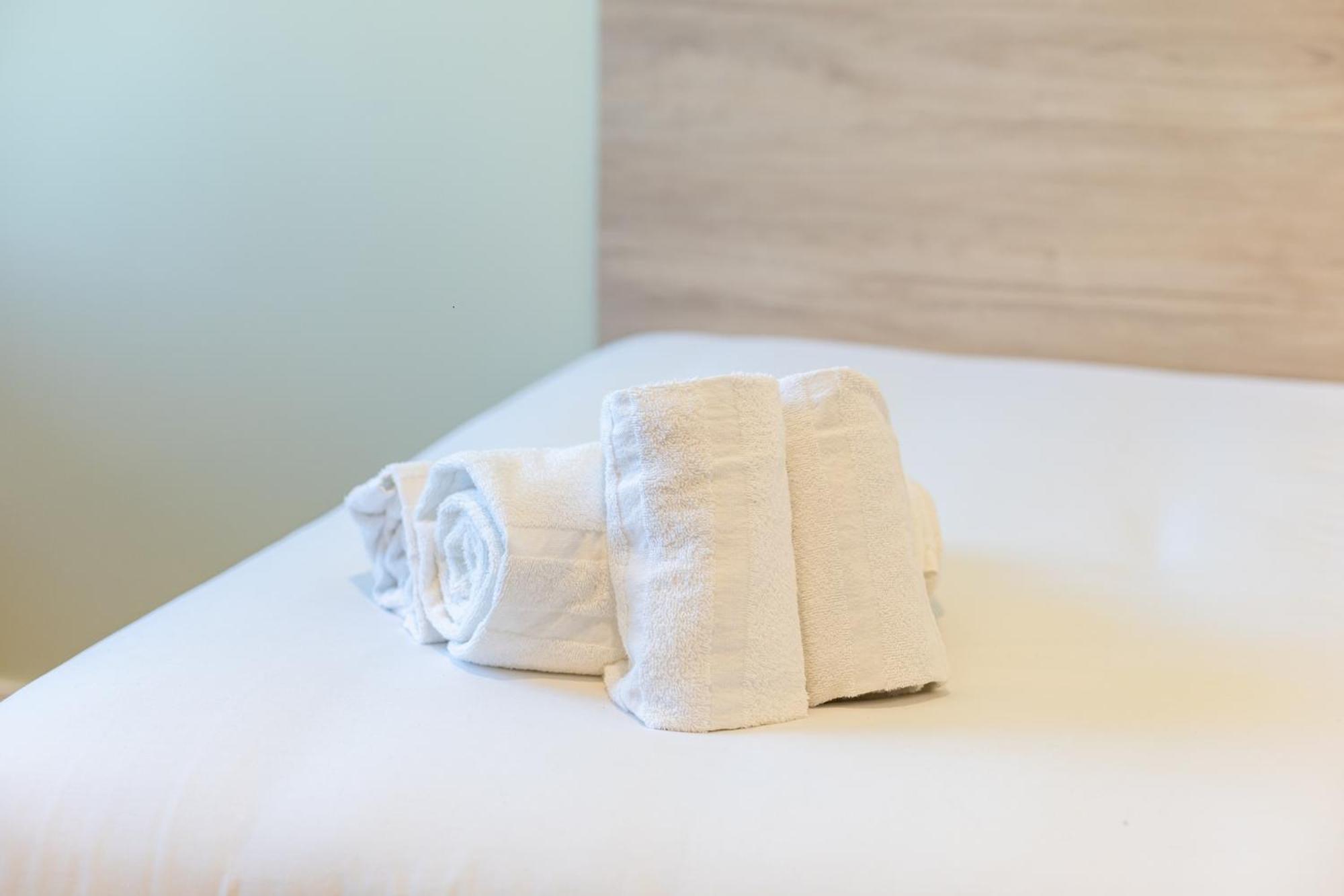 Hotel Nido Malvarrosa Valensiya Oda fotoğraf